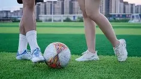 国庆档电影爆款云集，主流巨作势头强劲