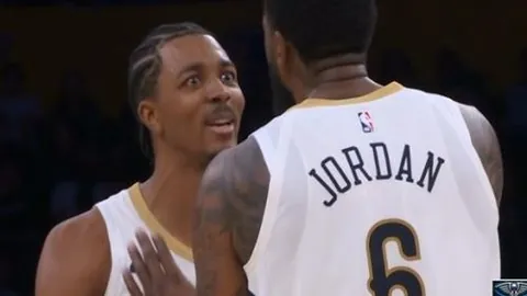 中韩冰壶混双循环赛：亚冬会激战正酣